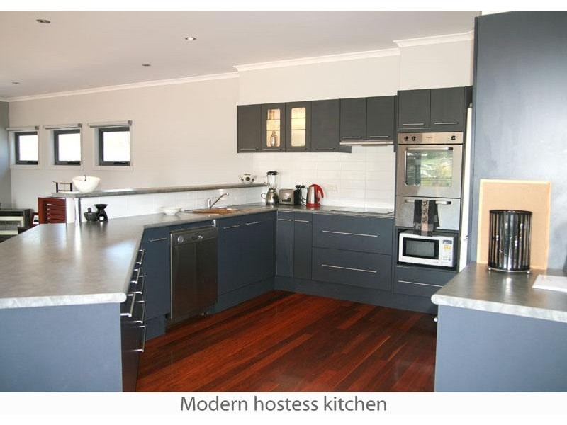 33 Springfield  Dr, Mollymook NSW 2539