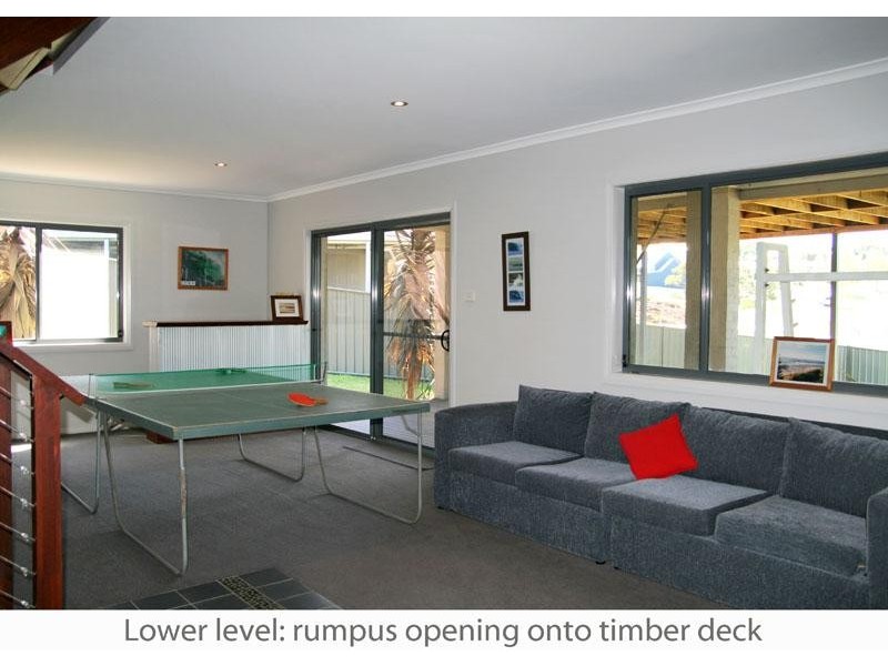 33 Springfield  Dr, Mollymook NSW 2539