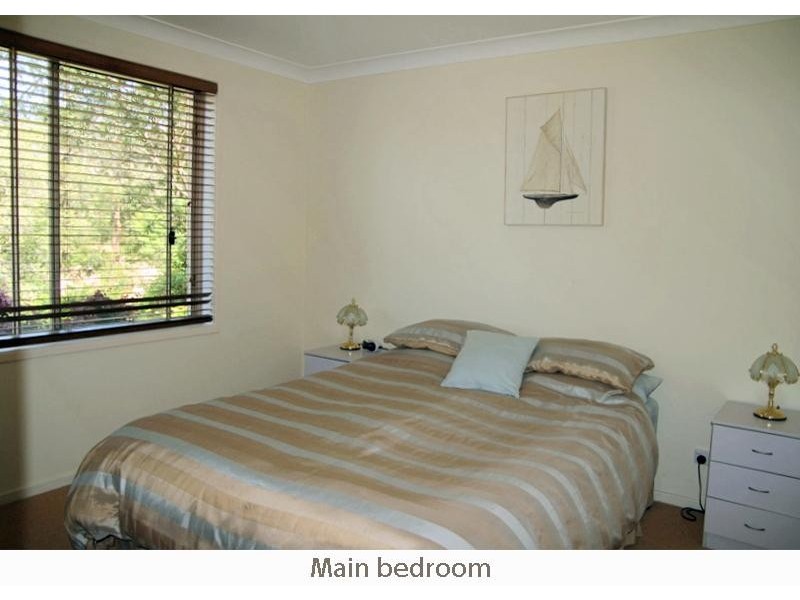 52 Valley Dr, Mollymook NSW 2539