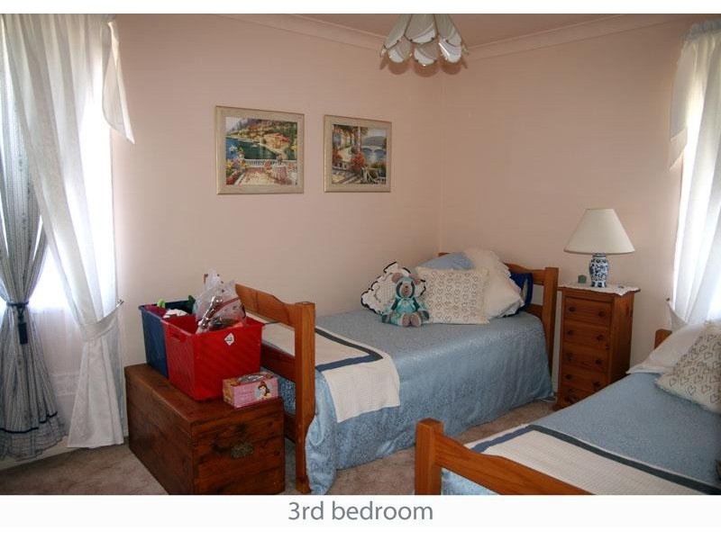 20 Valley Dr, Mollymook NSW 2539