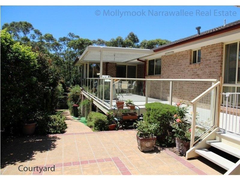 96 Leo Dr, Narrawallee NSW 2539
