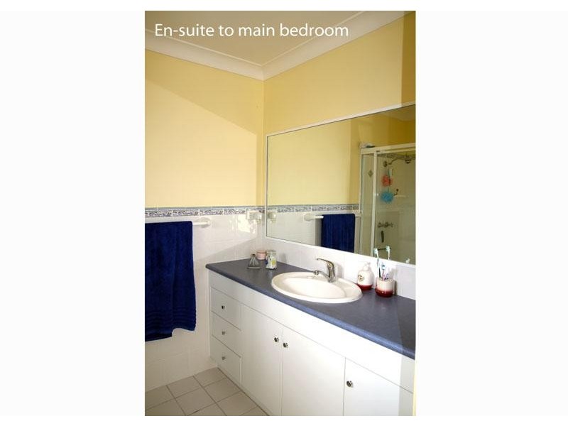 96 Leo Dr, Narrawallee NSW 2539