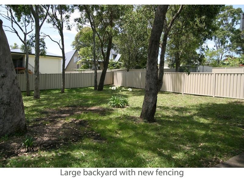 36 Lockhart Ave, Mollymook NSW 2539