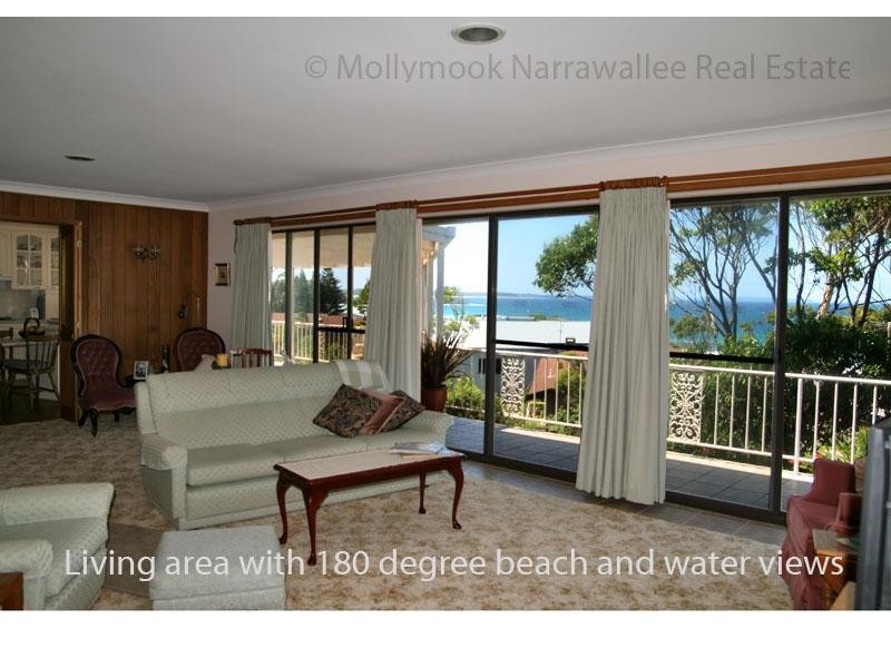16 Booth  Ave, Narrawallee NSW 2539