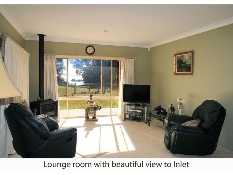 2 Macleay St, Narrawallee NSW 2539