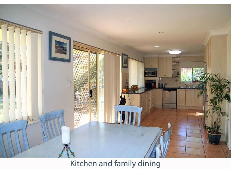 2 Macleay St, Narrawallee NSW 2539