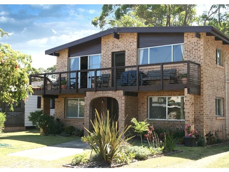 5 Parkinson St, Narrawallee NSW 2539