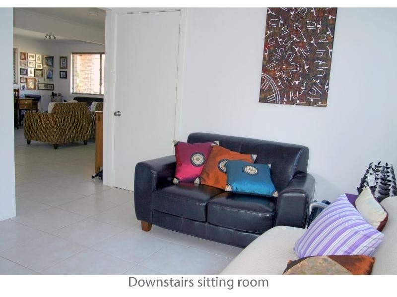 5 Parkinson St, Narrawallee NSW 2539