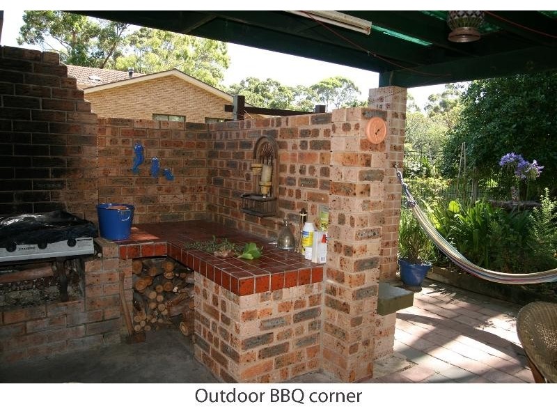 5 Parkinson St, Narrawallee NSW 2539