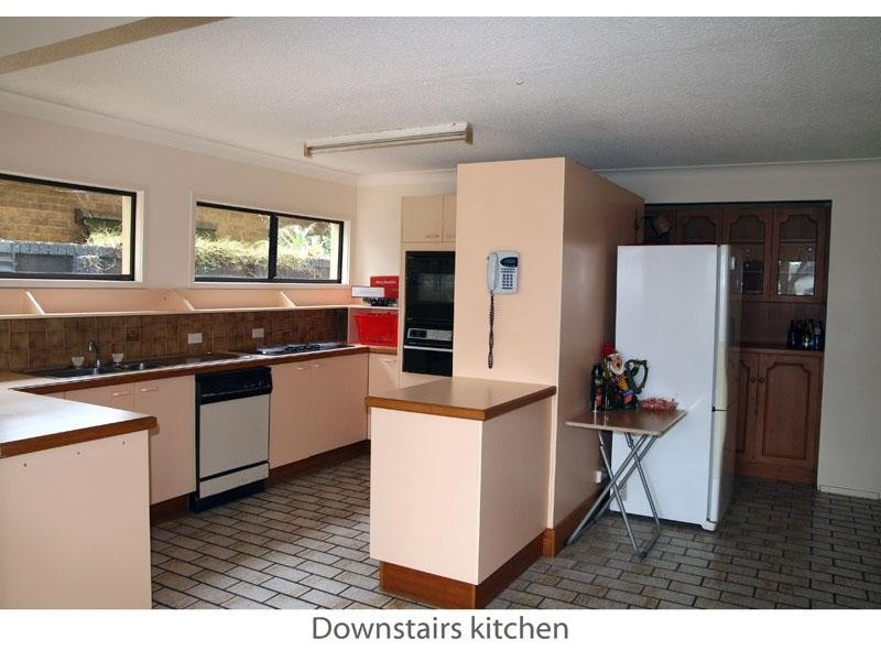 14 Macleay St, Narrawallee NSW 2539