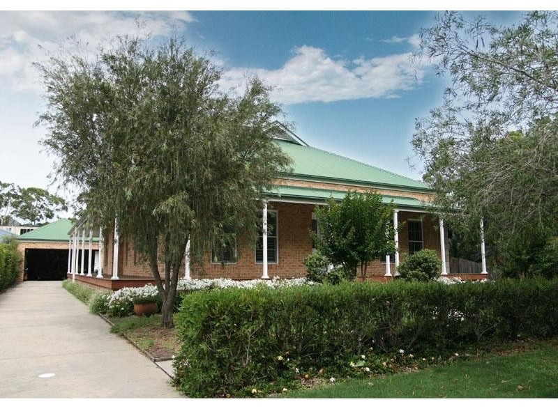 160 Leo Dr, Narrawallee NSW 2539