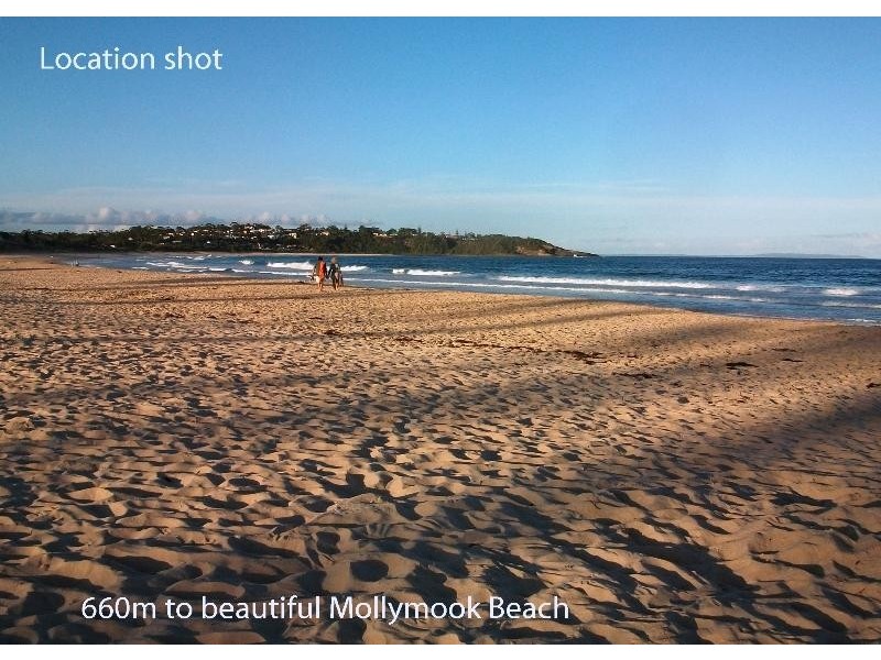 37 Clyde St, Mollymook NSW 2539