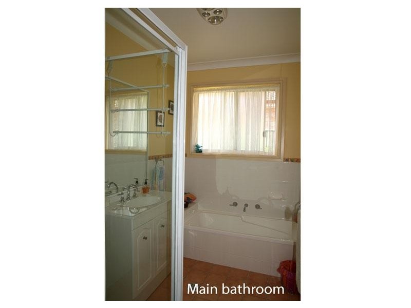 17 Forest Oak Ave, Ulladulla NSW 2539