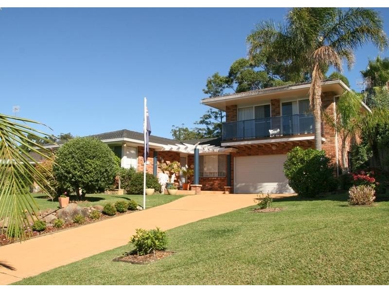 6 Driver Ave, Mollymook NSW 2539