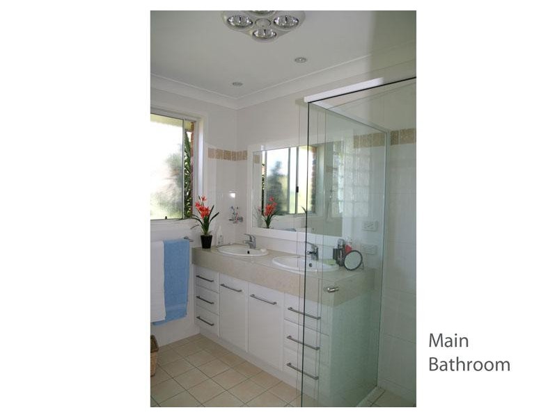 6 Driver Ave, Mollymook NSW 2539
