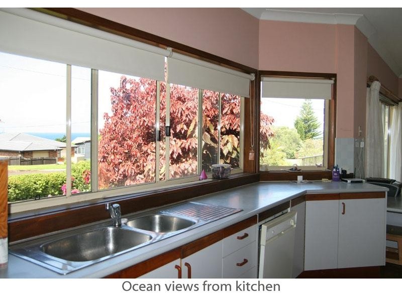 33 Garside Rd, Mollymook NSW 2539