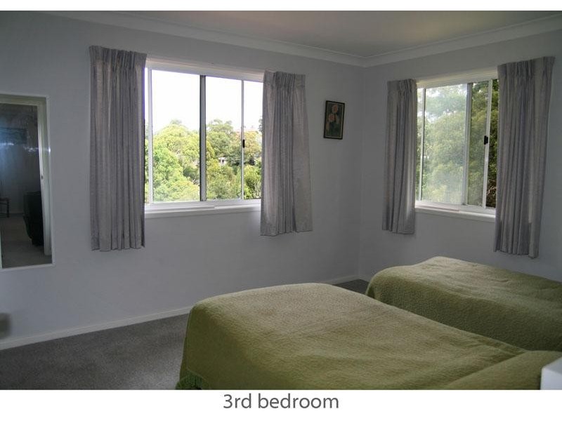 11 Bond Pl, Mollymook NSW 2539