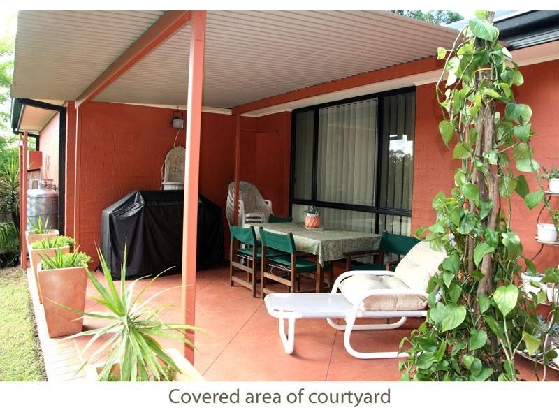 15 Blake Pl, Narrawallee NSW 2539
