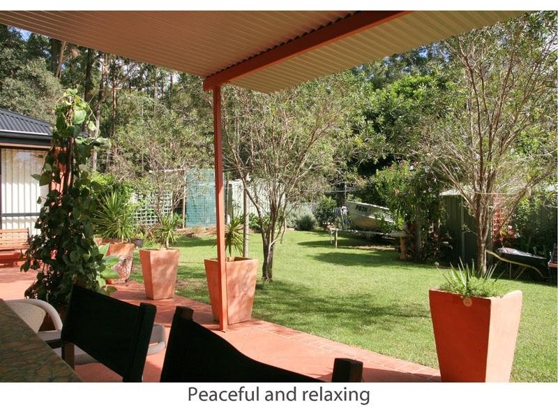 15 Blake Pl, Narrawallee NSW 2539