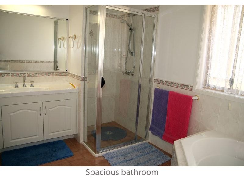3 Taurus Spur, Narrawallee NSW 2539