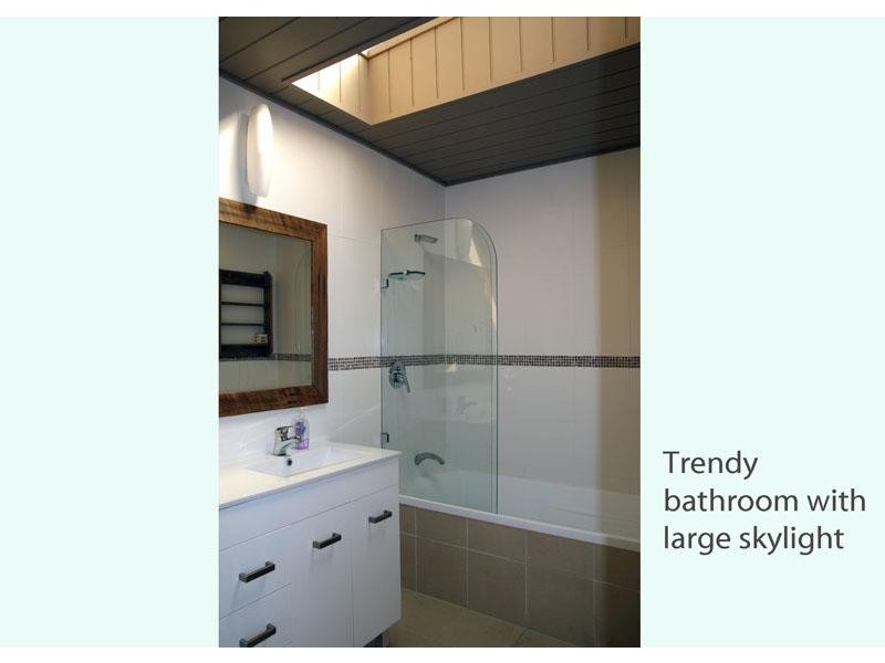 35 Normandy St, Narrawallee NSW 2539