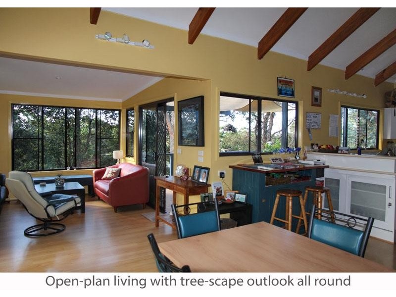 7  Virgo Pl, Narrawallee NSW 2539