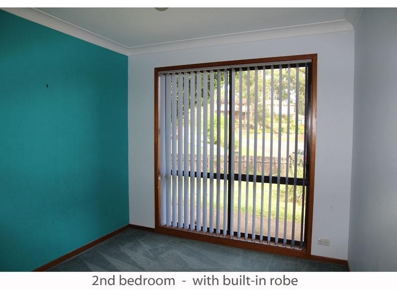 4 Libra Pl, Narrawallee NSW 2539