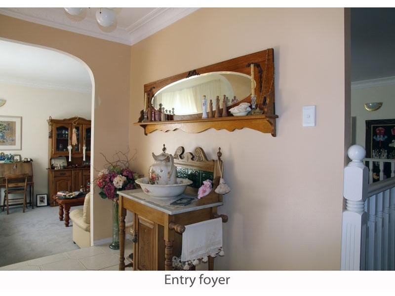 92 Leo Dr, Narrawallee NSW 2539