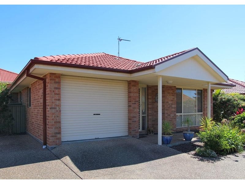 2/93 Deering St, Ulladulla NSW 2539