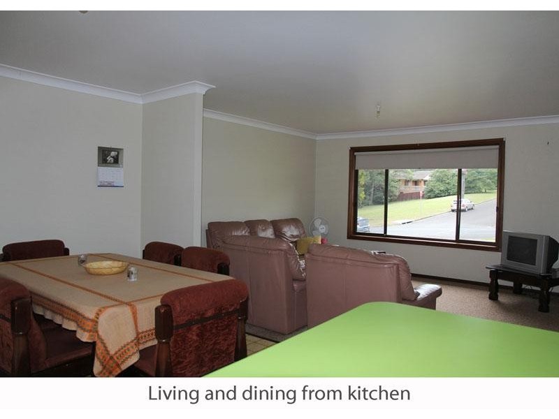 76 Tallwood Ave, Mollymook NSW 2539