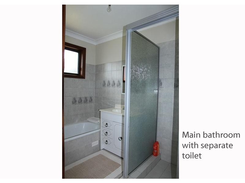 76 Tallwood Ave, Mollymook NSW 2539