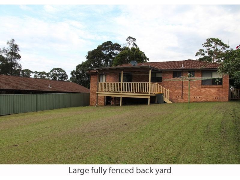 76 Tallwood Ave, Mollymook NSW 2539