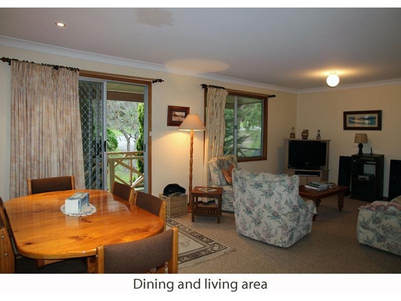 16 Bond Pl, Mollymook NSW 2539