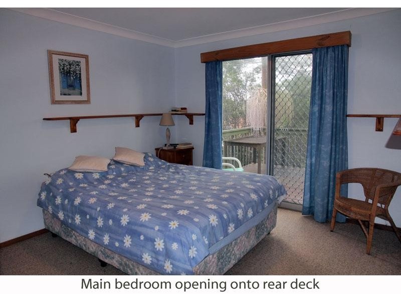 16 Bond Pl, Mollymook NSW 2539