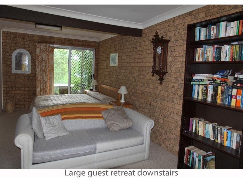 16 Bond Pl, Mollymook NSW 2539