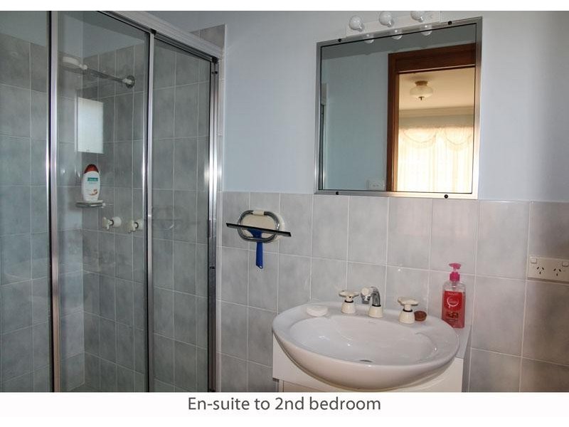 24  Jones  Ave, Mollymook NSW 2539