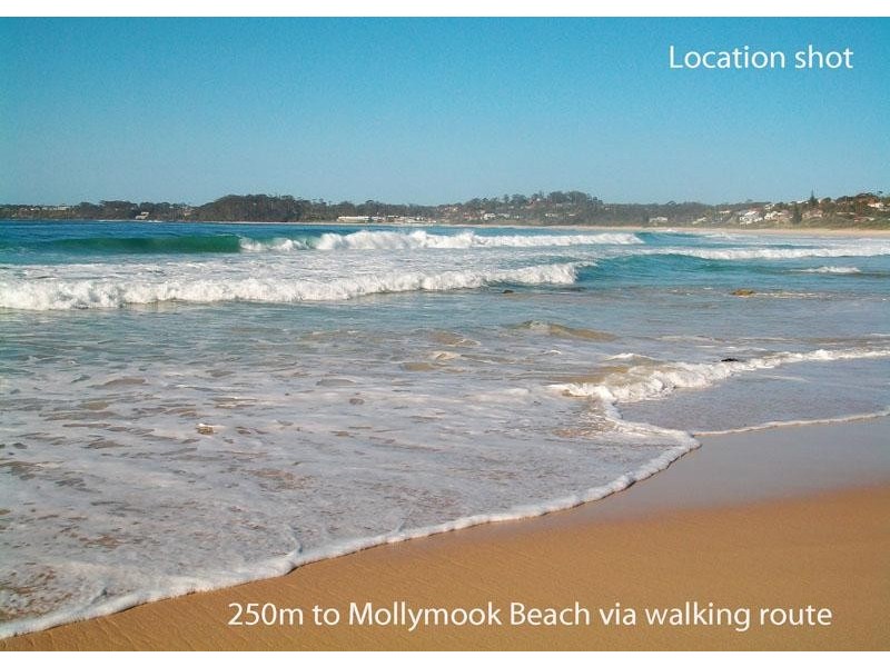 24  Jones  Ave, Mollymook NSW 2539