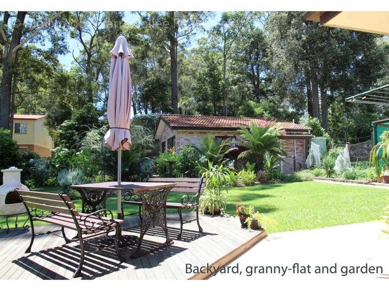 44 Leo Dr, Narrawallee NSW 2539