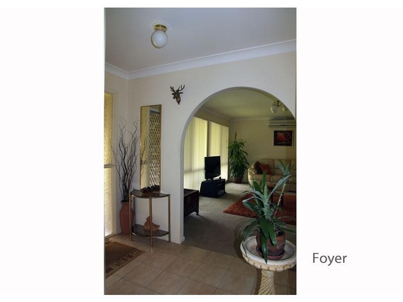 44 Leo Dr, Narrawallee NSW 2539