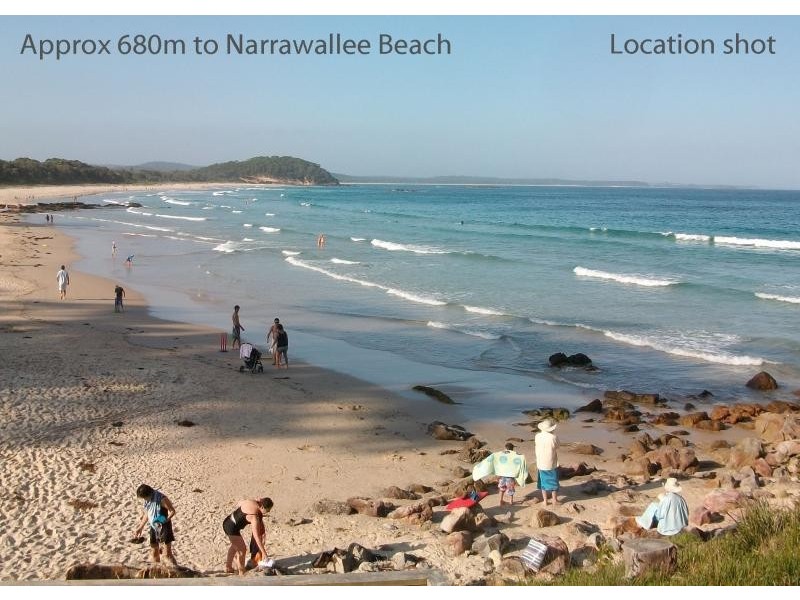 44 Leo Dr, Narrawallee NSW 2539