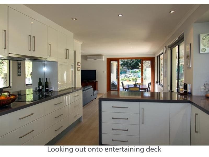 42 Anker Ave, Mollymook NSW 2539