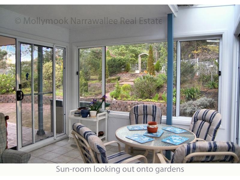 11 Blake  Pl, Narrawallee NSW 2539