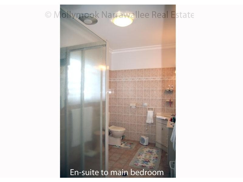 11 Blake  Pl, Narrawallee NSW 2539