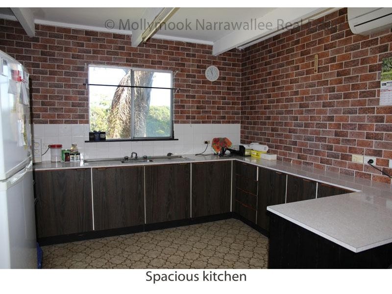 169 Matron Porter Dr, Narrawallee NSW 2539