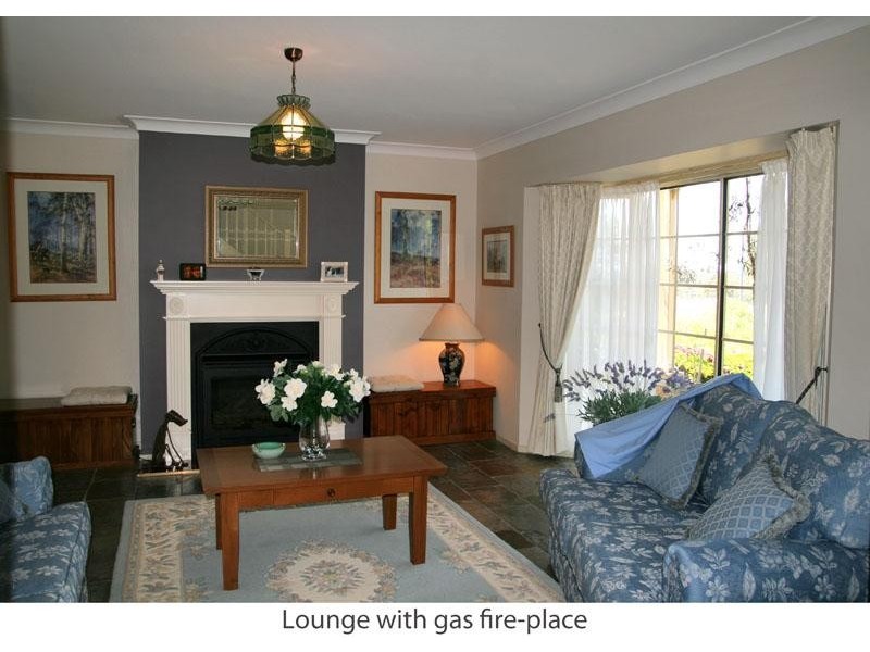 15 Seaspray St, Narrawallee NSW 2539