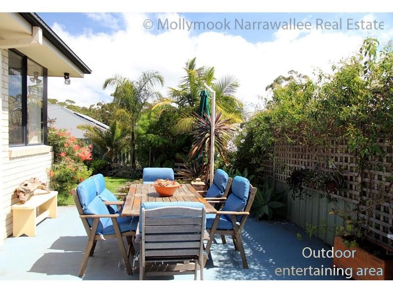 6 Kooralbyn Ave, Mollymook NSW 2539