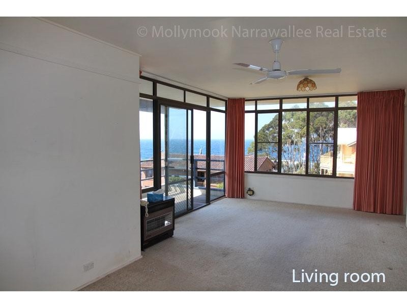 22 Shipton Cres, Mollymook NSW 2539