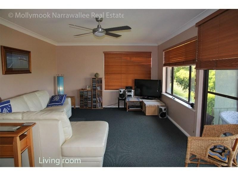 22 Hilltop Cres, Mollymook NSW 2539