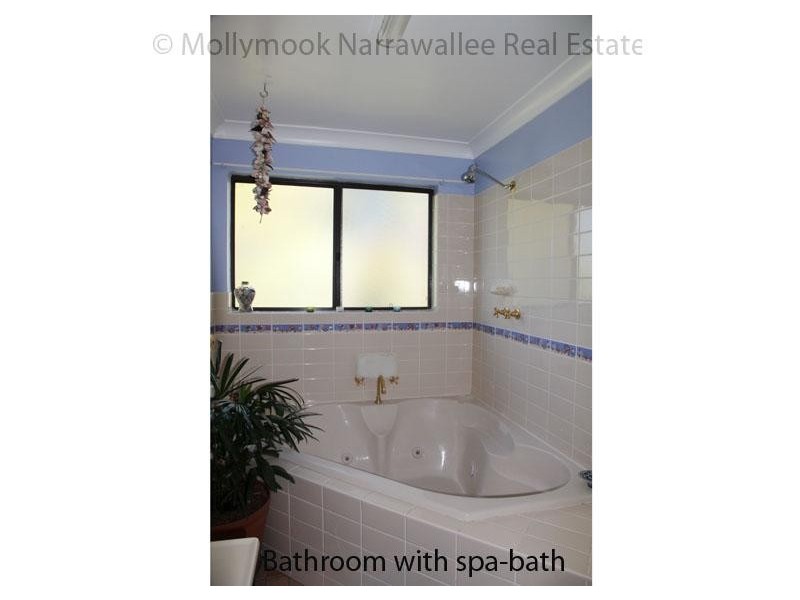 22 Hilltop Cres, Mollymook NSW 2539
