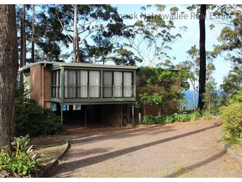 24 Tallwood Ave, Narrawallee NSW 2539